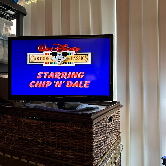 Walt Disney Cartoon Classics VHS Volume 9 Starring Chip N Dale - Picture 3 of 6